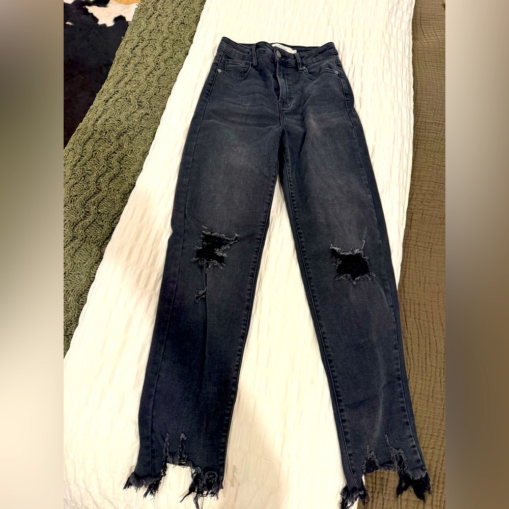 Hidden cropped ankle frayed jeans sz 25